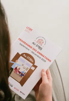 Photo d'un flyers du programme du 37Bis.